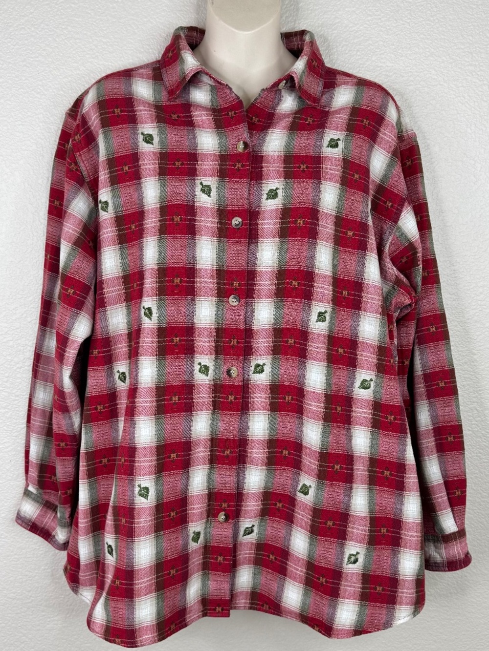 Victoria Jones Woman 1X Plaid Button Front Shirt Embroidered Leaves 100% Cotton
